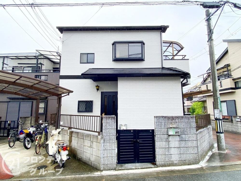 3LDK house in Sakai Ward, Sakai, Osaka - Photo 1