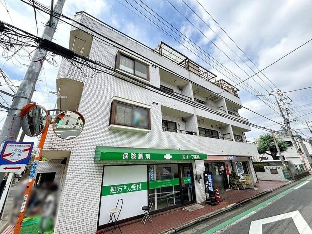 2DK apartment in Nishitokyo, Tokyo - Photo 1