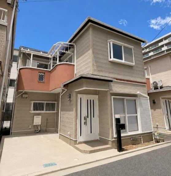 4LDK house in Amagasaki, Hyogo - Photo 1