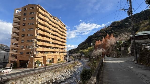 2LDK apartment in Yugawara, Ashigarashimo District, Kanagawa - Photo 1