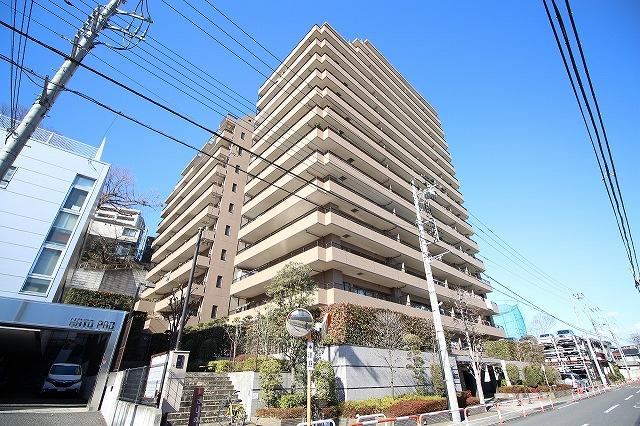 3LDK apartment in Wako, Saitama - Photo 1