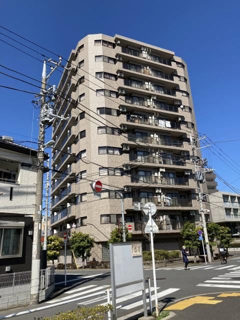 2LDK apartment in Katsushika Ward, Tokyo - Photo 1