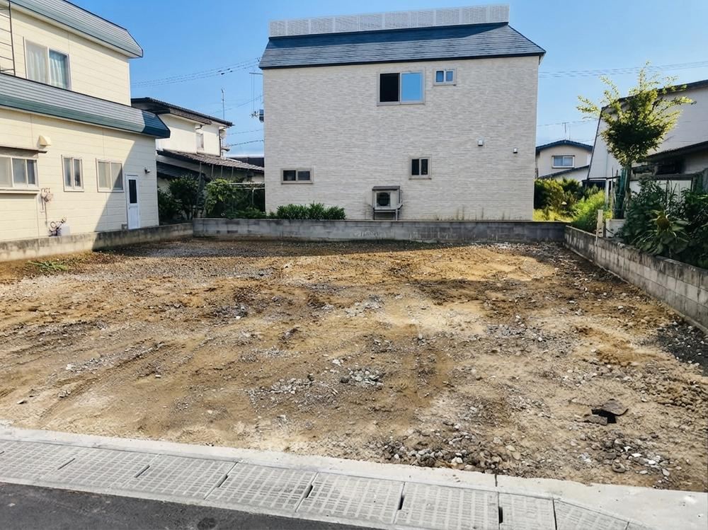203 m² land in Hirosaki, Aomori - Photo 1
