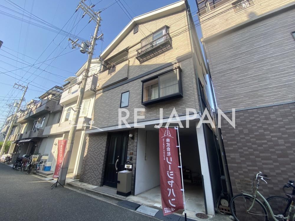 5LDK house in Higashiosaka, Osaka - Photo 1