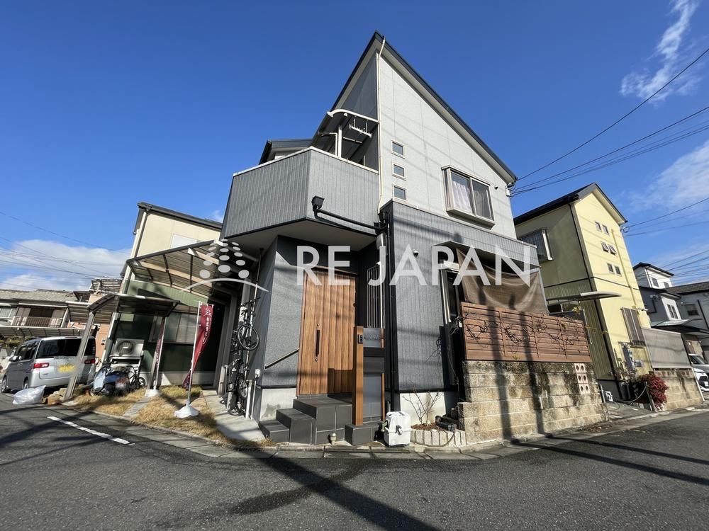 3LDK house in Higashiosaka, Osaka - Photo 1