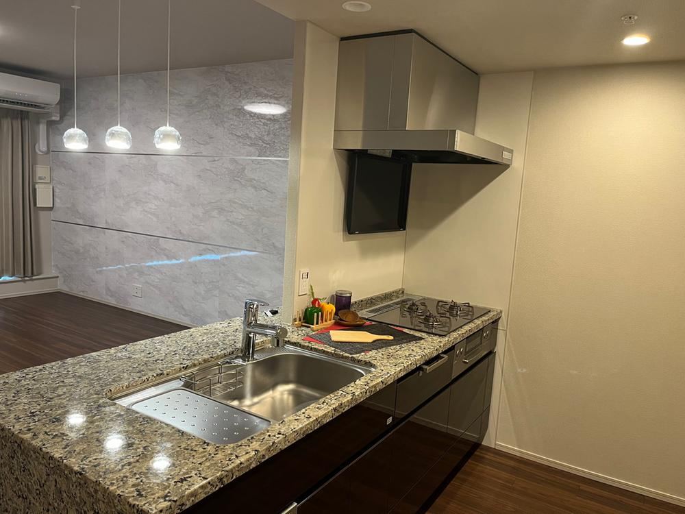 2LDK apartment in Chuo Ward, Osaka - Photo 1