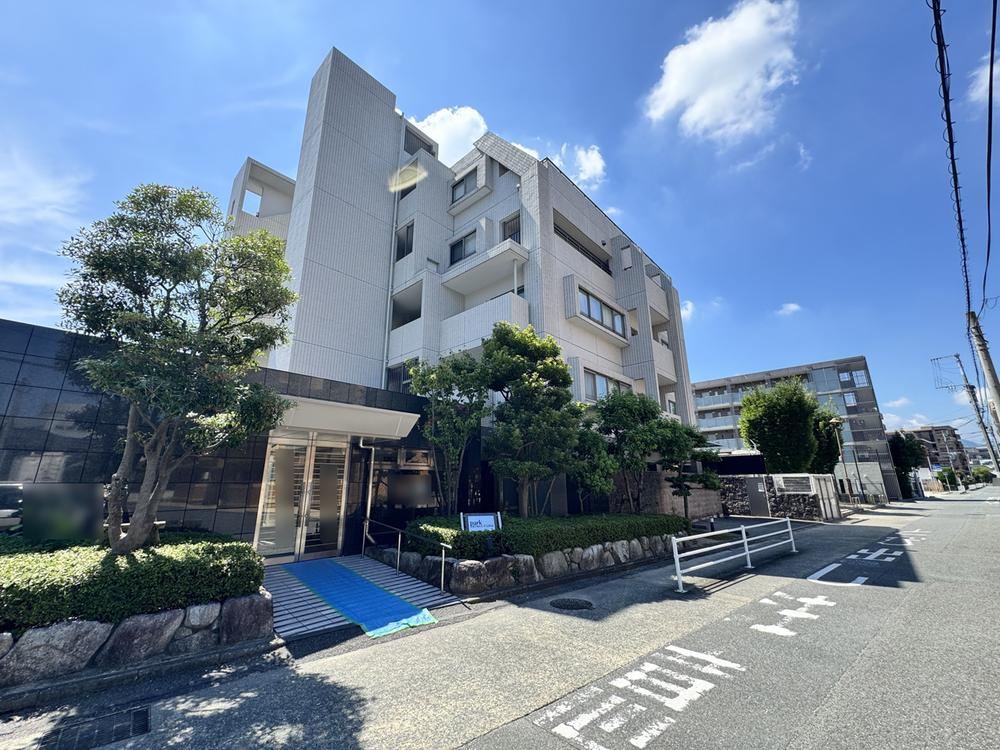 3LDK apartment in Sawara Ward, Fukuoka - Photo 1