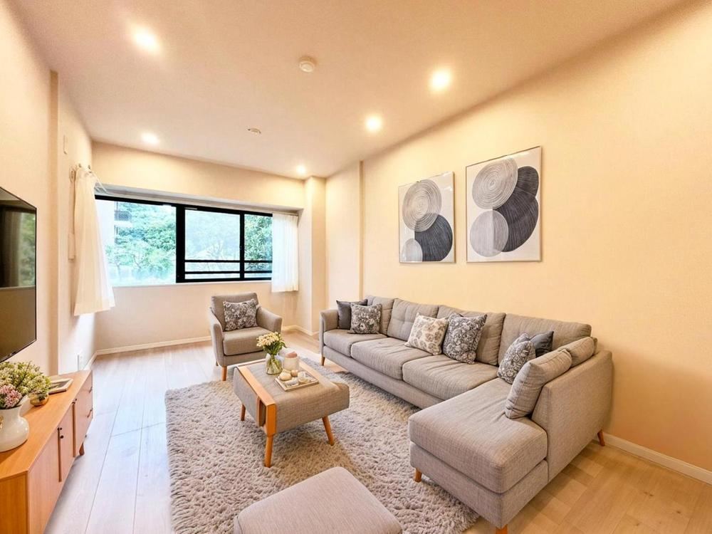 2LDK+S apartment in Bunkyo Ward, Tokyo - Photo 1