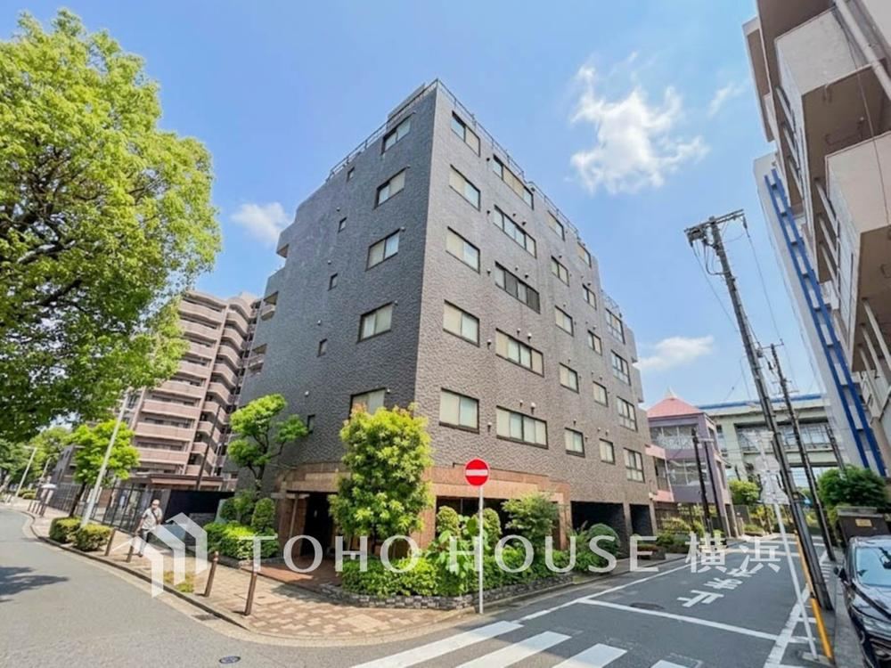 3LDK apartment in Isogo Ward, Yokohama, Kanagawa - Photo 1