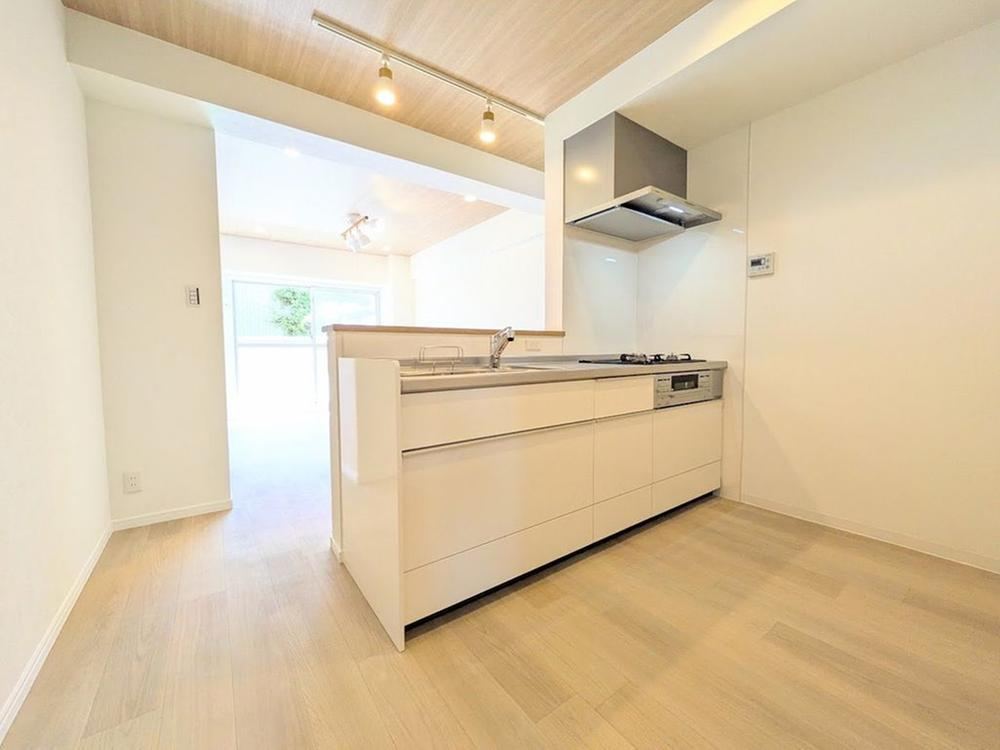 3LDK apartment in Himeji, Hyogo - Photo 1