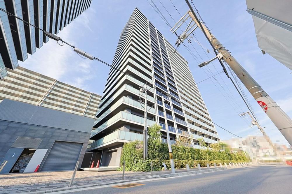 2LDK apartment in Kita Ward, Osaka - Photo 1