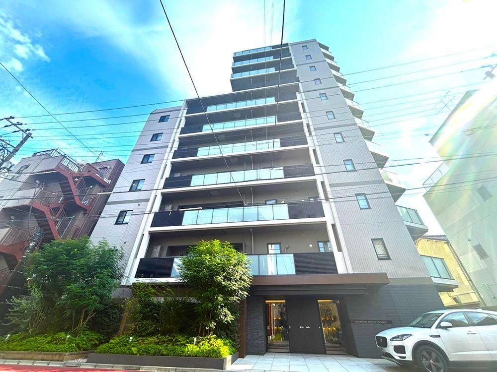 2LDK+S apartment in Taito Ward, Tokyo - Photo 1