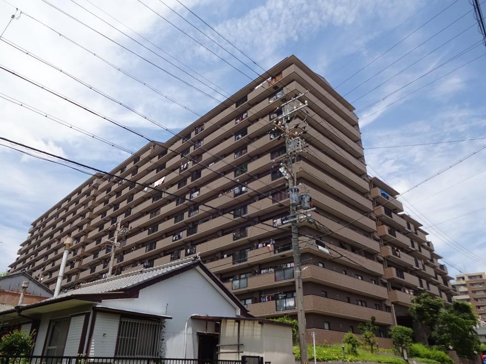 3LDK apartment in Seto, Aichi - Photo 1