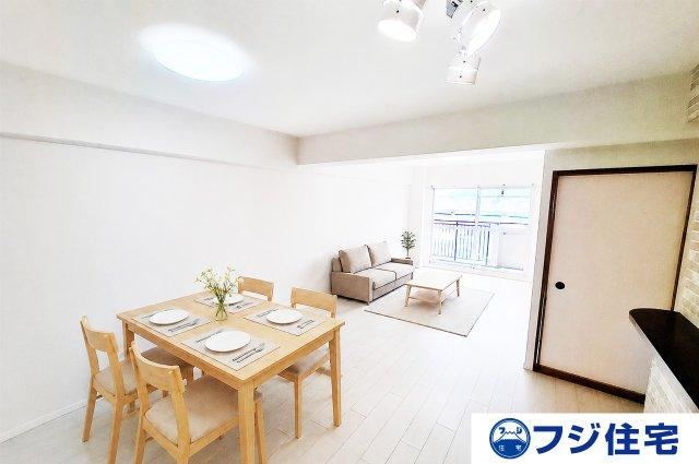 1LDK apartment in Naka Ward, Sakai, Osaka - Photo 1