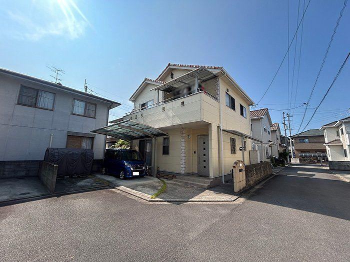 3LDK house in Matsuyama, Ehime - Photo 1