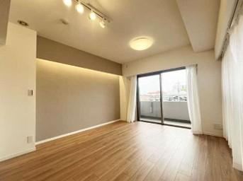2LDK apartment in Setagaya Ward, Tokyo - Photo 1