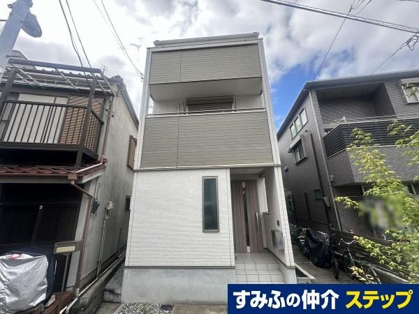 3LDK+S house in Koto Ward, Tokyo - Photo 1