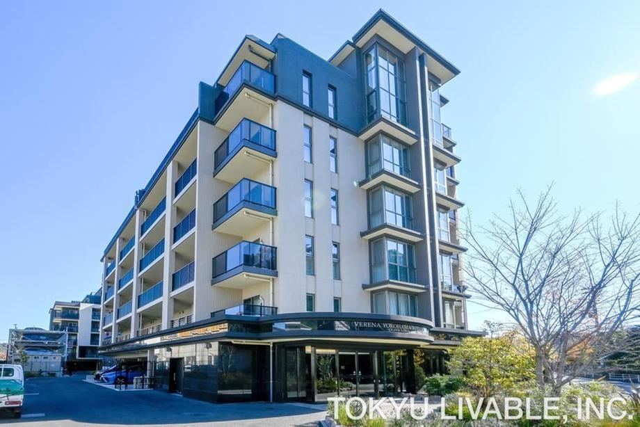 3LDK apartment in Totsuka Ward, Yokohama, Kanagawa - Photo 1