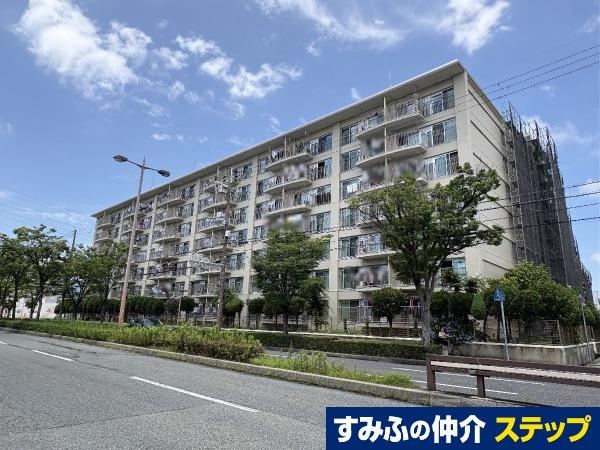 2LDK apartment in Amagasaki, Hyogo - Photo 1