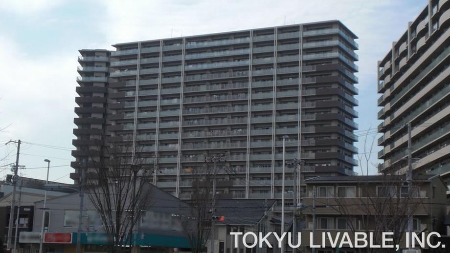 3LDK apartment in Nishi Ward, Sakai, Osaka - Photo 1