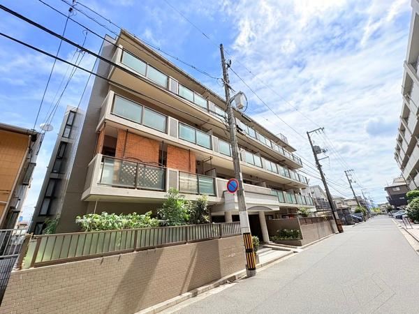 1LDK+2S apartment in Nishi Ward, Hiroshima - Photo 1