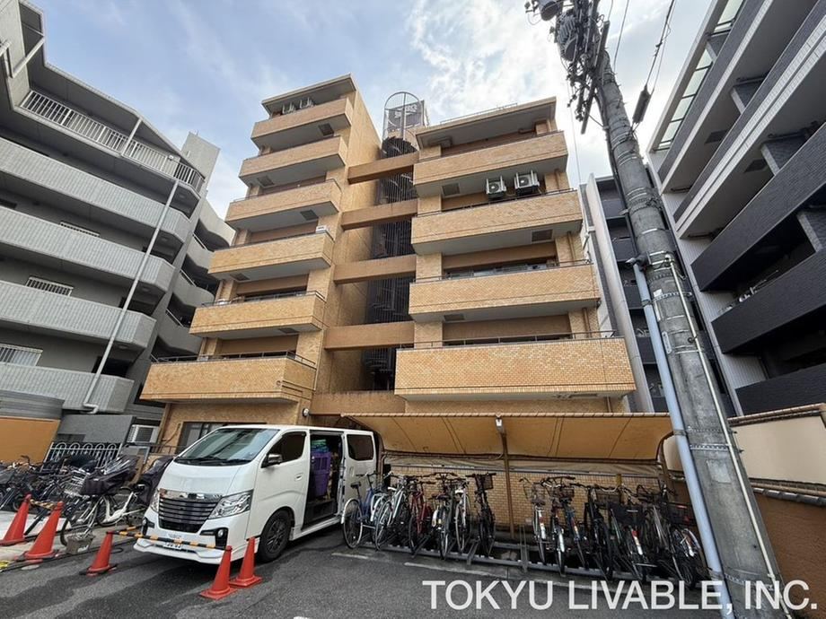 3LDK apartment in Higashi Ward, Nagoya, Aichi - Photo 1
