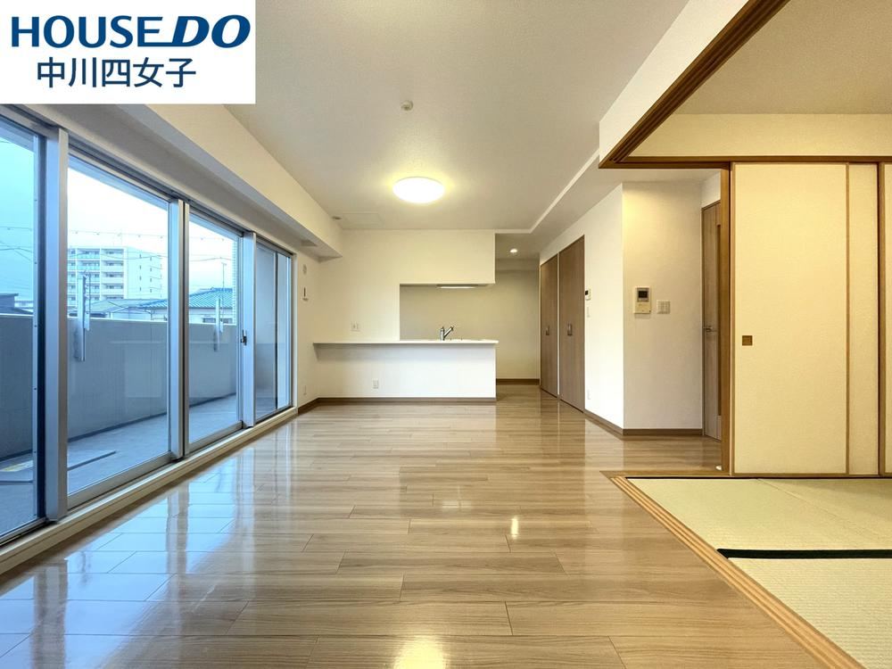 3LDK apartment in Nishi Ward, Nagoya, Aichi - Photo 1