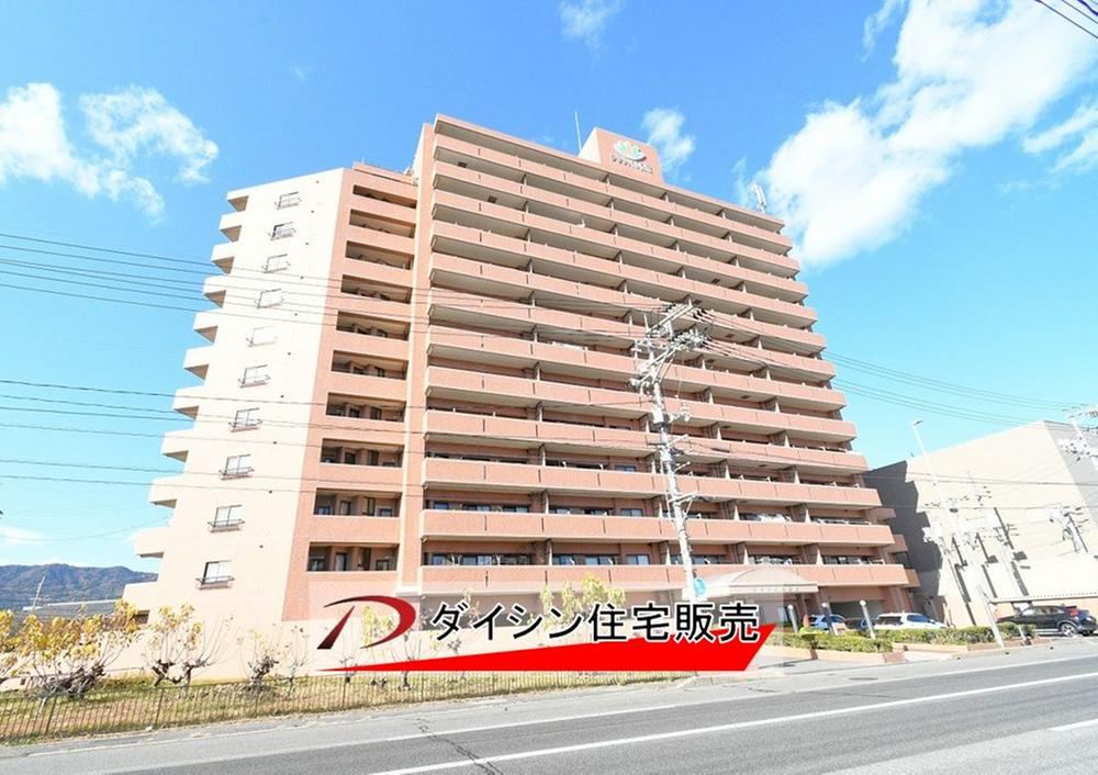 3LDK apartment in Asaminami Ward, Hiroshima - Photo 1
