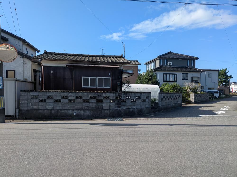298 m² land in Kita Ward, Niigata - Photo 1