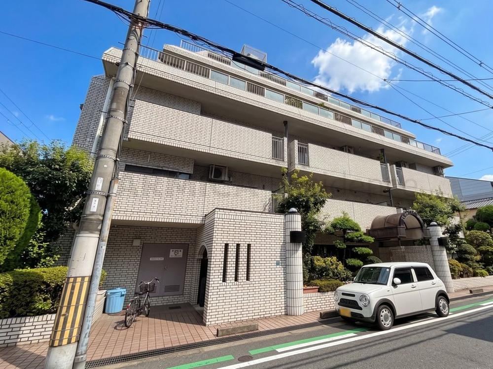1LDK+S apartment in Abeno Ward, Osaka - Photo 1
