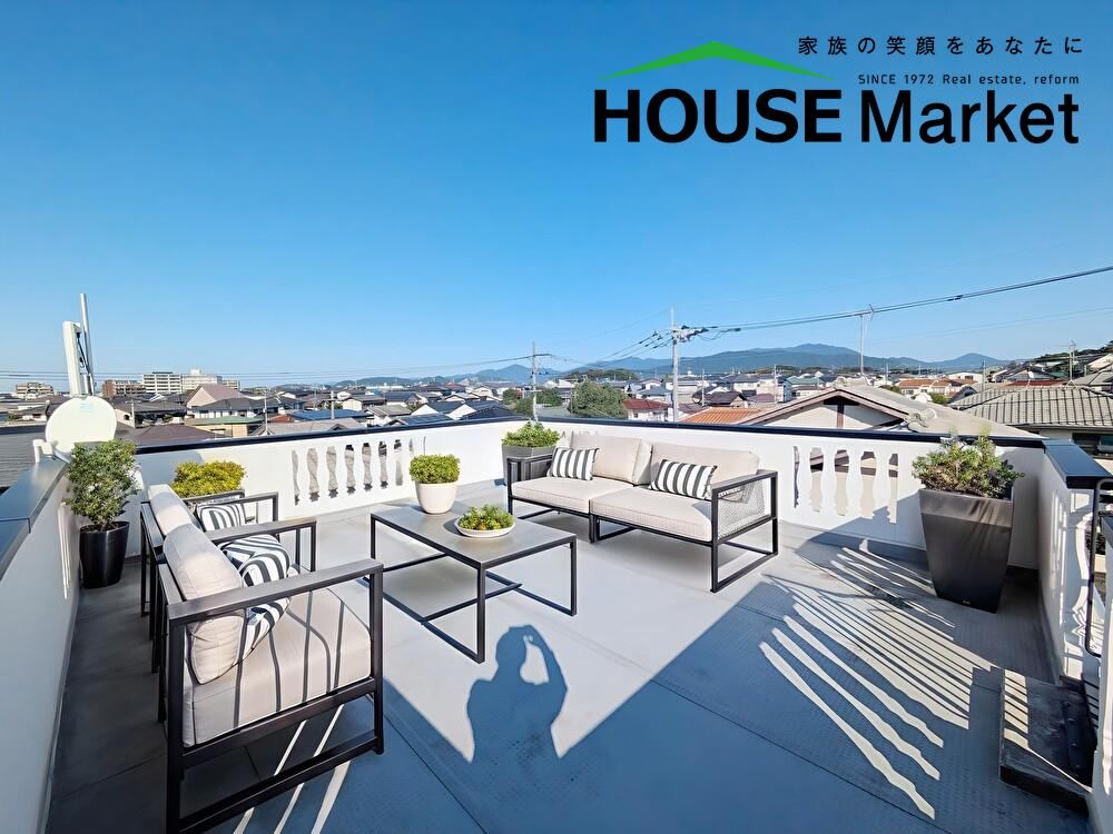 4LDK house in Kasuga, Fukuoka - Photo 1