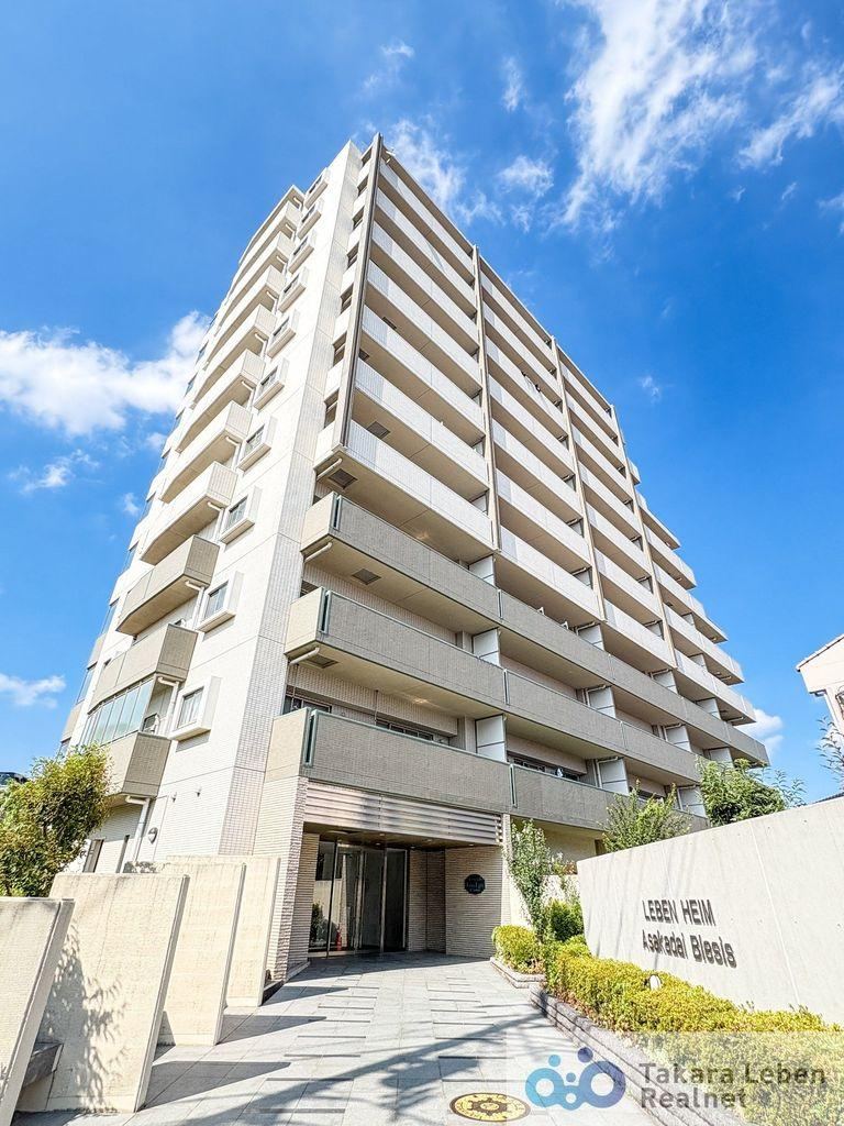 3LDK apartment in Asaka, Saitama - Photo 1