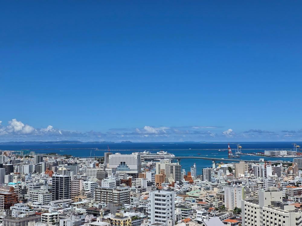3LDK apartment in Naha, Okinawa - Photo 1