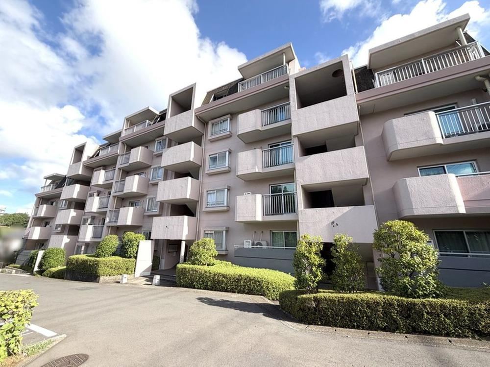 3LDK apartment in Atsugi, Kanagawa - Photo 1