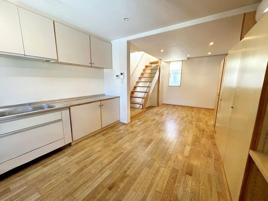 1LDK house in Suminoe Ward, Osaka - Photo 1