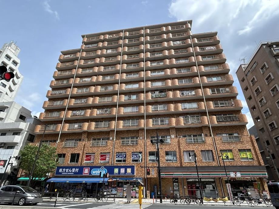 1LDK apartment in Meguro Ward, Tokyo - Photo 1