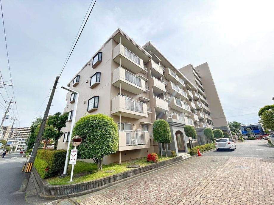 3LDK apartment in Tokorozawa, Saitama - Photo 1