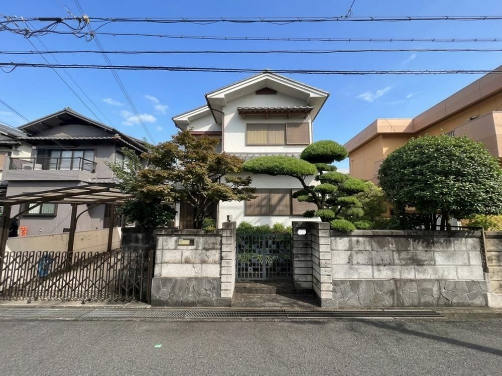 5DK house in Naka Ward, Sakai, Osaka - Photo 1