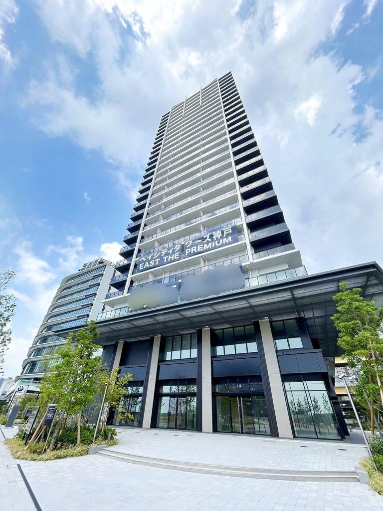 2LDK apartment in Chuo Ward, Kobe, Hyogo - Photo 1