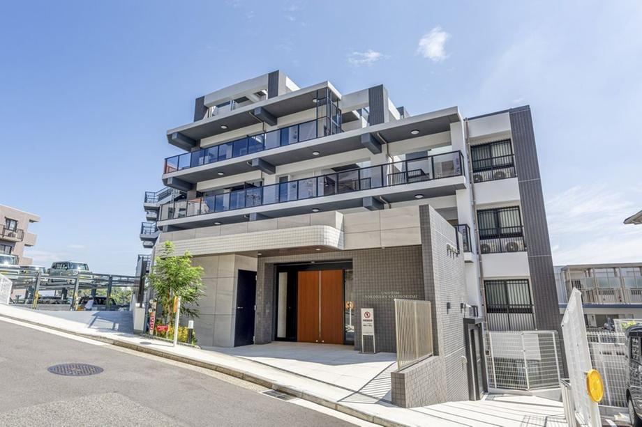 3LDK apartment in Kanagawa Ward, Yokohama, Kanagawa - Photo 1