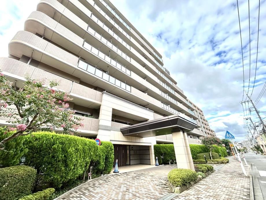 2LDK+S apartment in Minami Ward, Sagamihara, Kanagawa - Photo 1