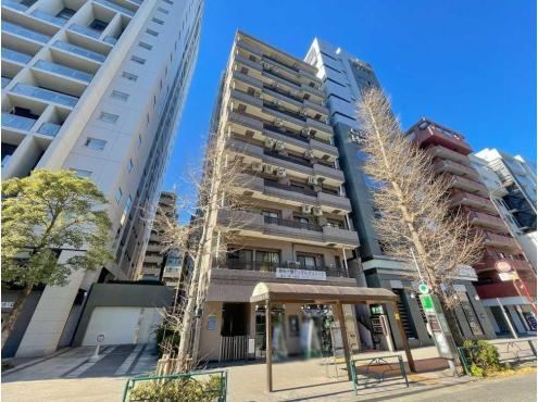 1LDK apartment in Minato Ward, Tokyo - Photo 1