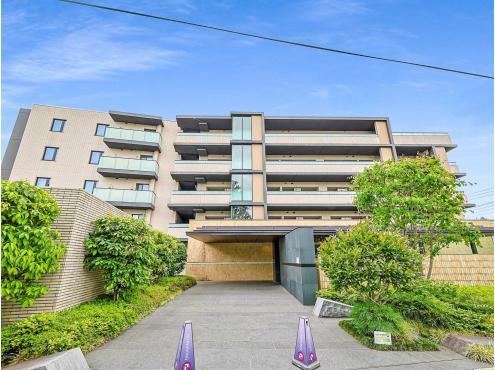 3LDK apartment in Nakano Ward, Tokyo - Photo 1