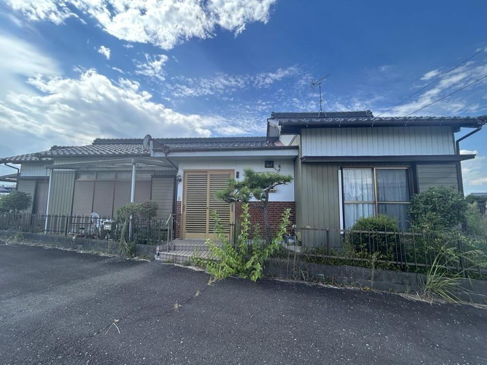 3LDK house in Kasamatsu, Hashima District, Gifu - Photo 1
