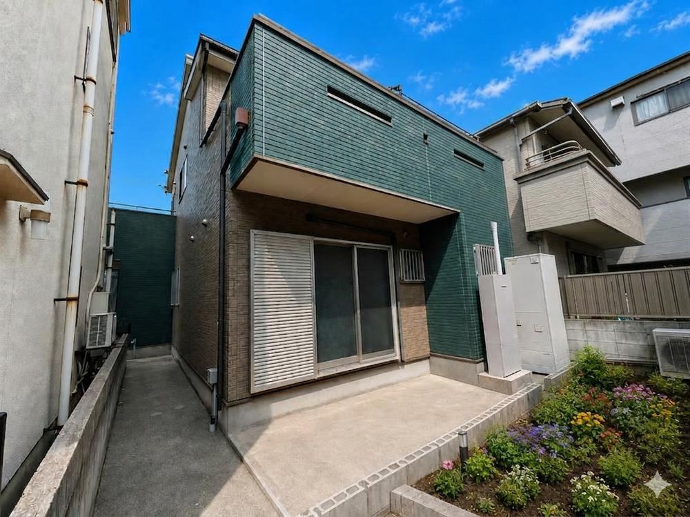 3LDK+S house in Suminoe Ward, Osaka - Photo 1