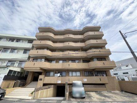 2LDK apartment in Numazu, Shizuoka - Photo 1
