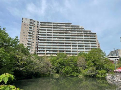 3LDK+S apartment in Suita, Osaka - Photo 1