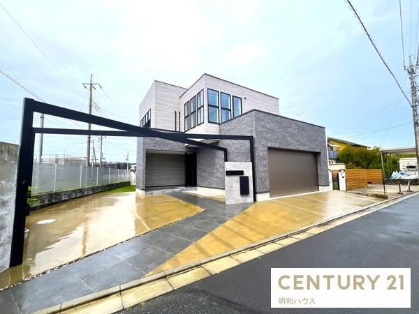 4LDK+S house in Kawagoe, Saitama - Photo 1
