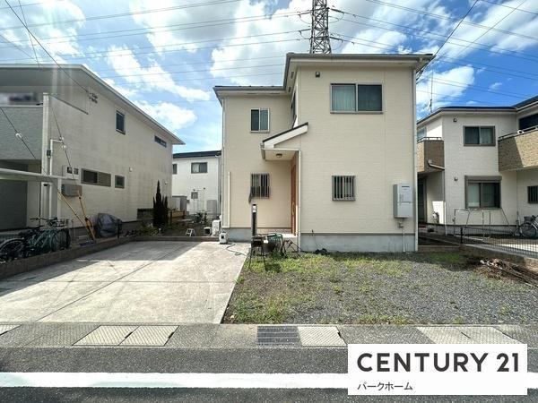 4LDK+S house in Kusatsu, Shiga - Photo 1