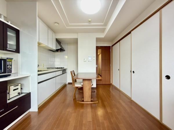 2LDK apartment in Fushimi Ward, Kyoto - Photo 1